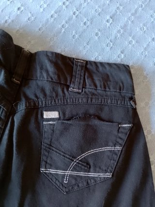 Pantalones Pirata Negro T.38 y Azul T40