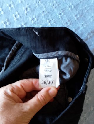 Pantalones Pirata Negro T.38 y Azul T40