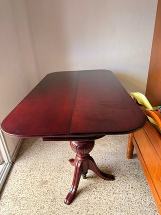 Mesa comedor extensible caoba