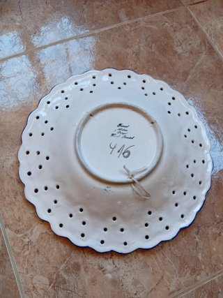 Plato decorativo azul y blanco