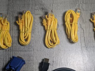 Conjunto de Cables de Red y Video