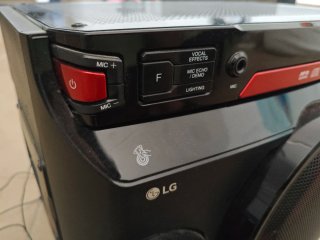 Altavoz LG XBOOM OK45 Bluetooth 220W Karaoke, CD