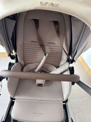 Carro de bebé color beige Anex Eli