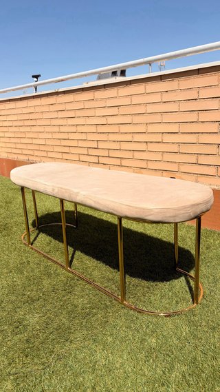 Banco Sklum Beige y Dorado boda