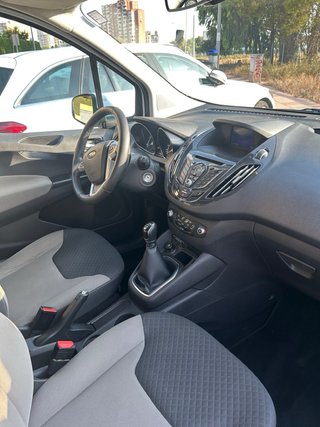 Ford Tourneo Courier 2017