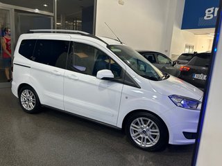 Ford Tourneo Courier 2017