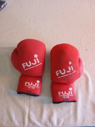 Guantes de boxeo Fuji Mae 12 oz