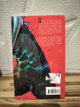 Lote comics manga Kaiju N°8