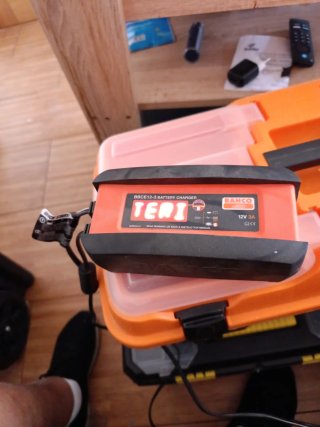 Cargador Baterías Bahco BBCE12-3 12V 3A