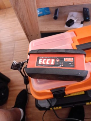 Cargador Baterías Bahco BBCE12-3 12V 3A