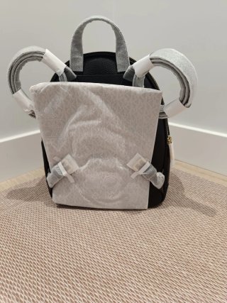 Mochila Michael Kors Negra