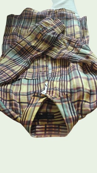 Camisa Zara . Etiqueta!