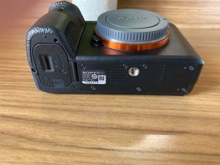 Sony A7II (187 disparos) + Accesorios