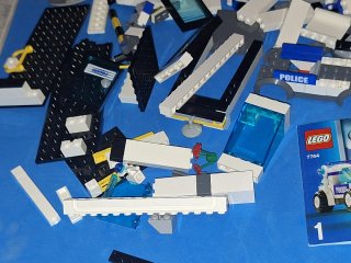Lego City 7744 Police  Station
