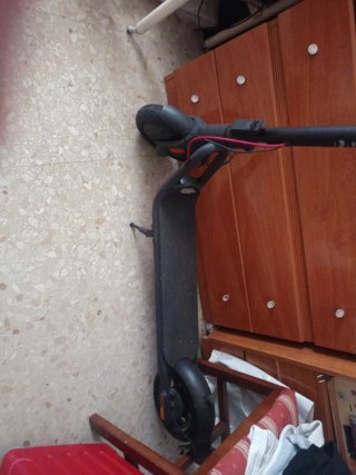 Patinete Eléctrico Navee V25 Piezas