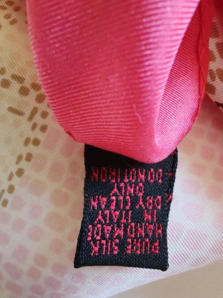 Laura Biagiotti Foulard 100% Seta