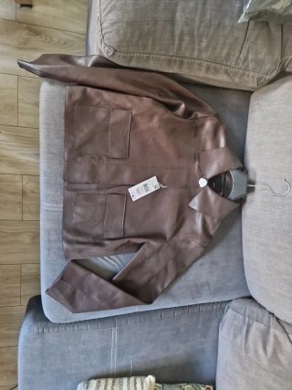 Cazadora cuero granate Mango Talla M