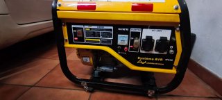 Generador Eléctrico GENYX G2000