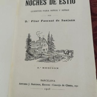 Libro antiguo de cuentos