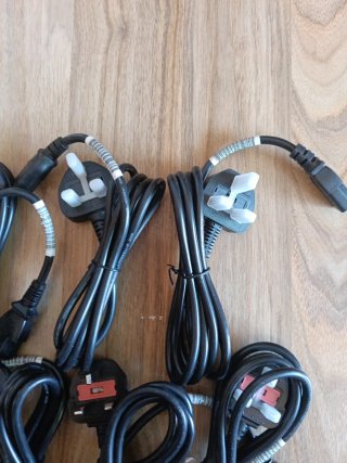 6 Cables de Corriente Negro