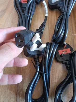 6 Cables de Corriente Negro