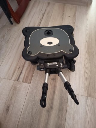 Patín para cochecito con silla y volante