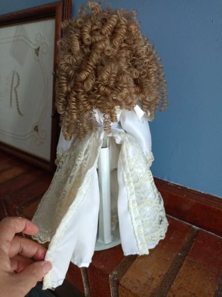 Muñeca de porcelana 1996,