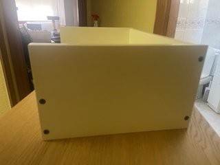 Cama de color blanco para gato Ikea