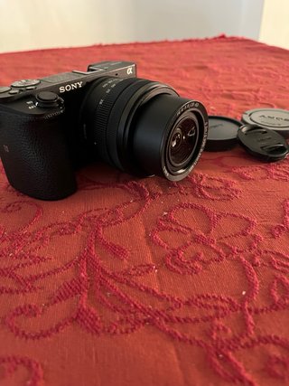 Sony Alpha 6500 + Obiettivo + Accessori