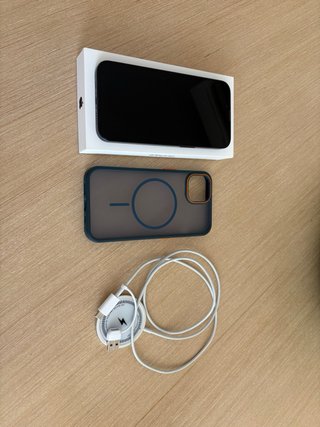 iPhone 13 Midnight