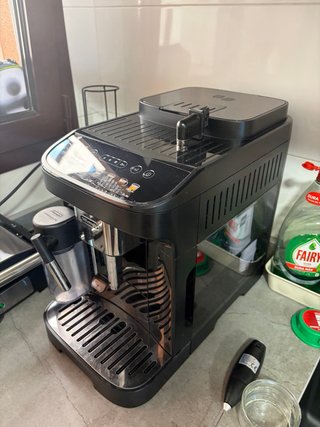 Cafetera DeLonghi Magnifica Evo Negra