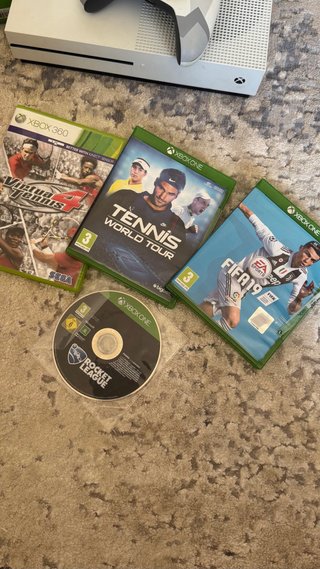 Xbox One S 1TB + 2 Mandos + Caja + Juegos