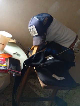 Gorra y bolso Nike