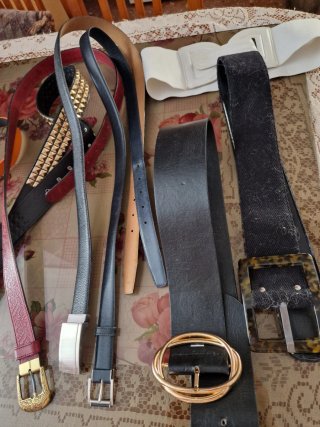 Lote 8 cinturones chica - 5€