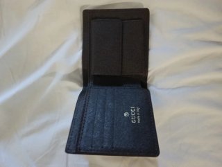 Cartera Gucci GG Supreme con banda verde y roja