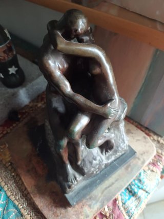 Figura de bronce