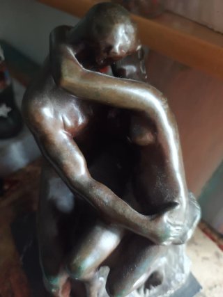 Figura de bronce