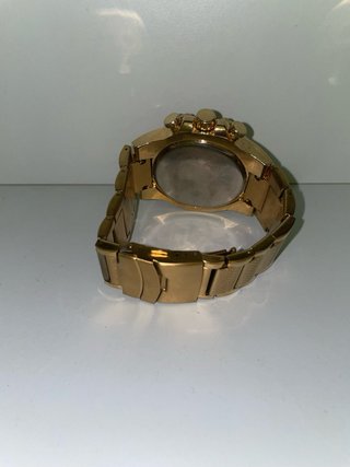 Reloj SKYLINE Negro y Dorado