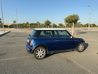 MINI One 2004