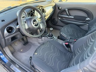 MINI One 2004