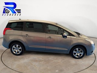 Peugeot 5008 Business Line 1.6 HDI 110 FAP