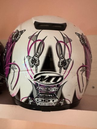 Casco Moto Blanco Mariposas Rosa marca MT