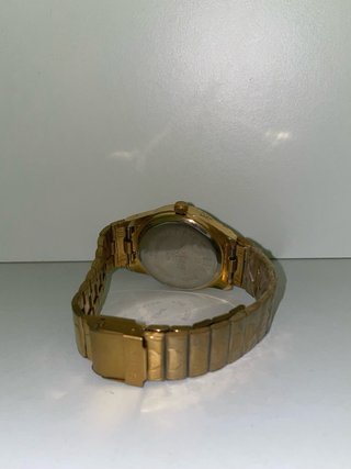 Reloj SKYLINE Dorado