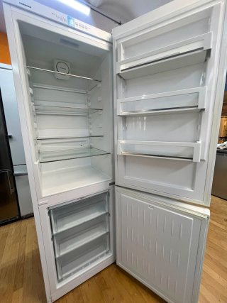 Nevera Liebherr blanca