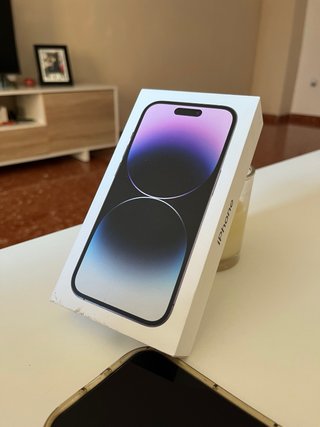 iPhone 14 Pro 256GB Morado Oscuro + caja + fundas