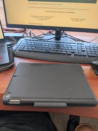iPad 9ª Generación + protector + teclado