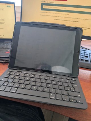 iPad 9ª Generación + protector + teclado