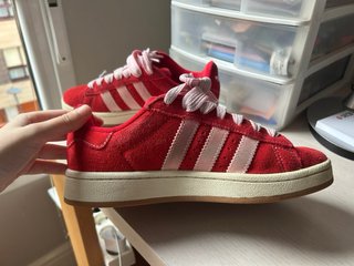 Zapatillas Adidas Campus 00s Rojas y Rosas
