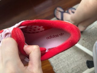 Zapatillas Adidas Campus 00s Rojas y Rosas