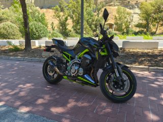 Kawasaki Z900 A2 Negra y Verde